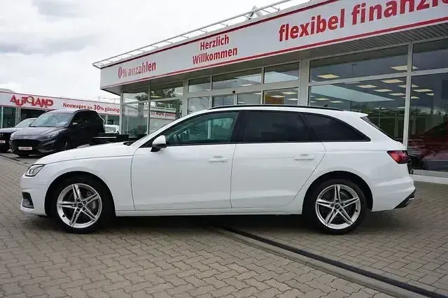 Gebraucht Audi A4 Comfort 204 PS (150 kW) 2023 Ibisweiss Kombi