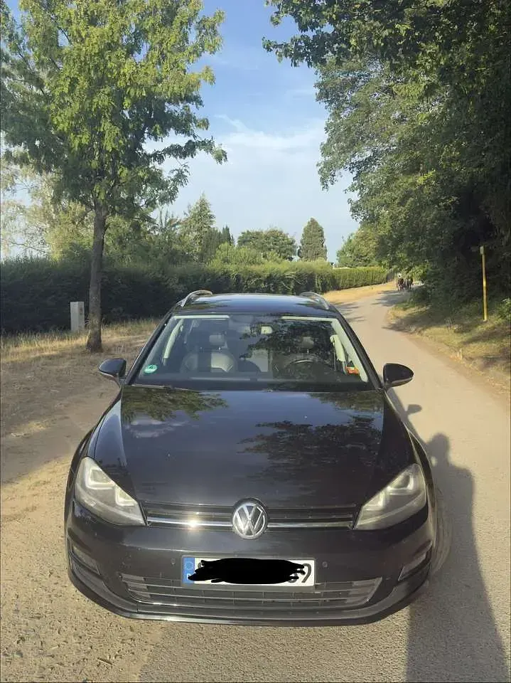 Gebraucht VW Golf VII Comfortline 140 PS (102 kW) 2014 Limousine