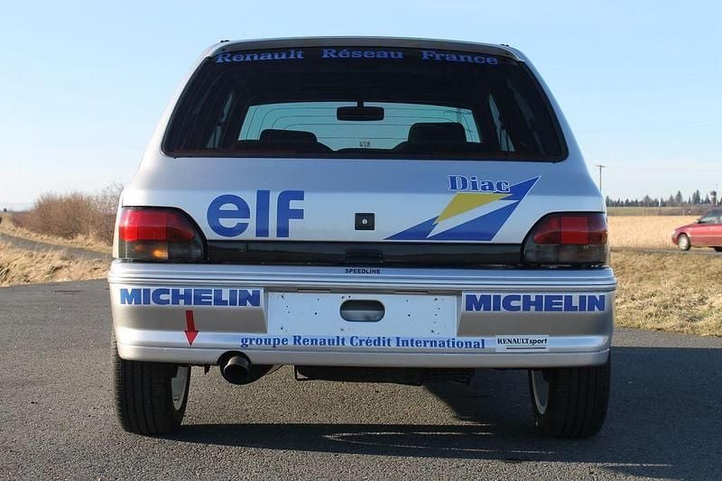 Gebraucht Renault Clio 173 PS (127 kW) 1993 Silber Kleinwagen