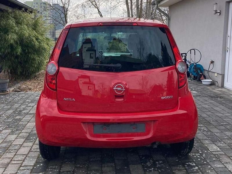 Gebraucht Opel Agila 68 PS (50 kW) 2012 Rot Kleinwagen