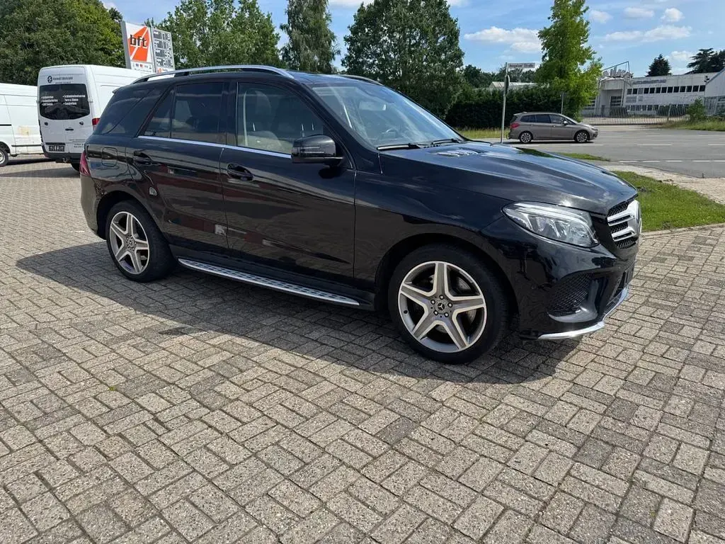 Gebraucht Mercedes GLE350 AMG 258 PS (189 kW) 2017 Schwarz SUV