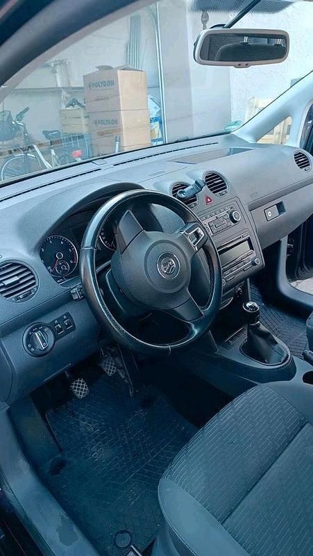 Second-hand VW Caddy 100 CP (73 kW) 2014 Mov Monovolum