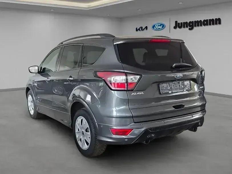 Gebraucht Ford Kuga ST-Line 182 PS (133 kW) 2018 Grau SUV