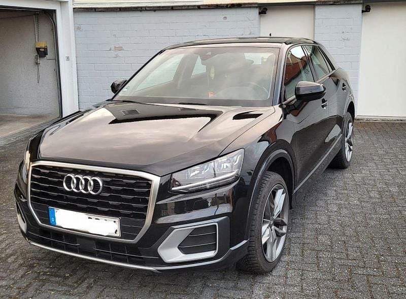 Gebraucht Audi Q2 Design 150 PS (110 kW) 2016 Schwarz SUV