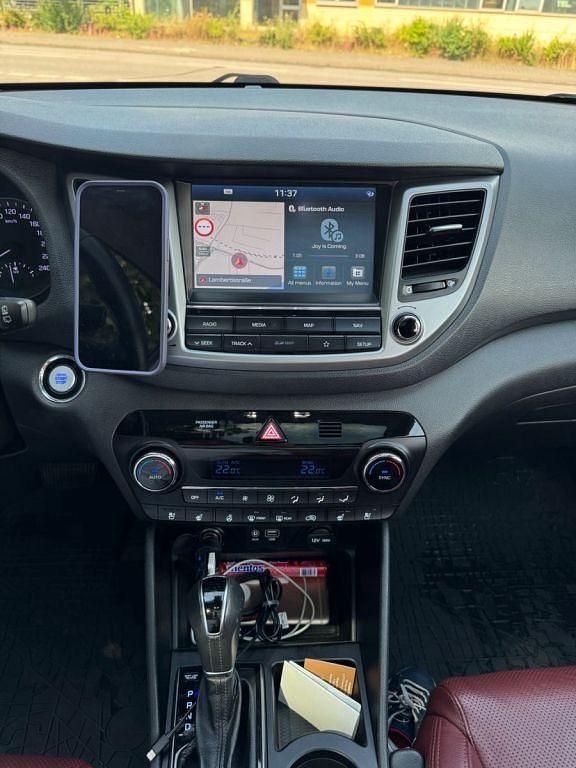 Gebraucht Hyundai Tucson Style 177 PS (130 kW) 2018 Braun SUV