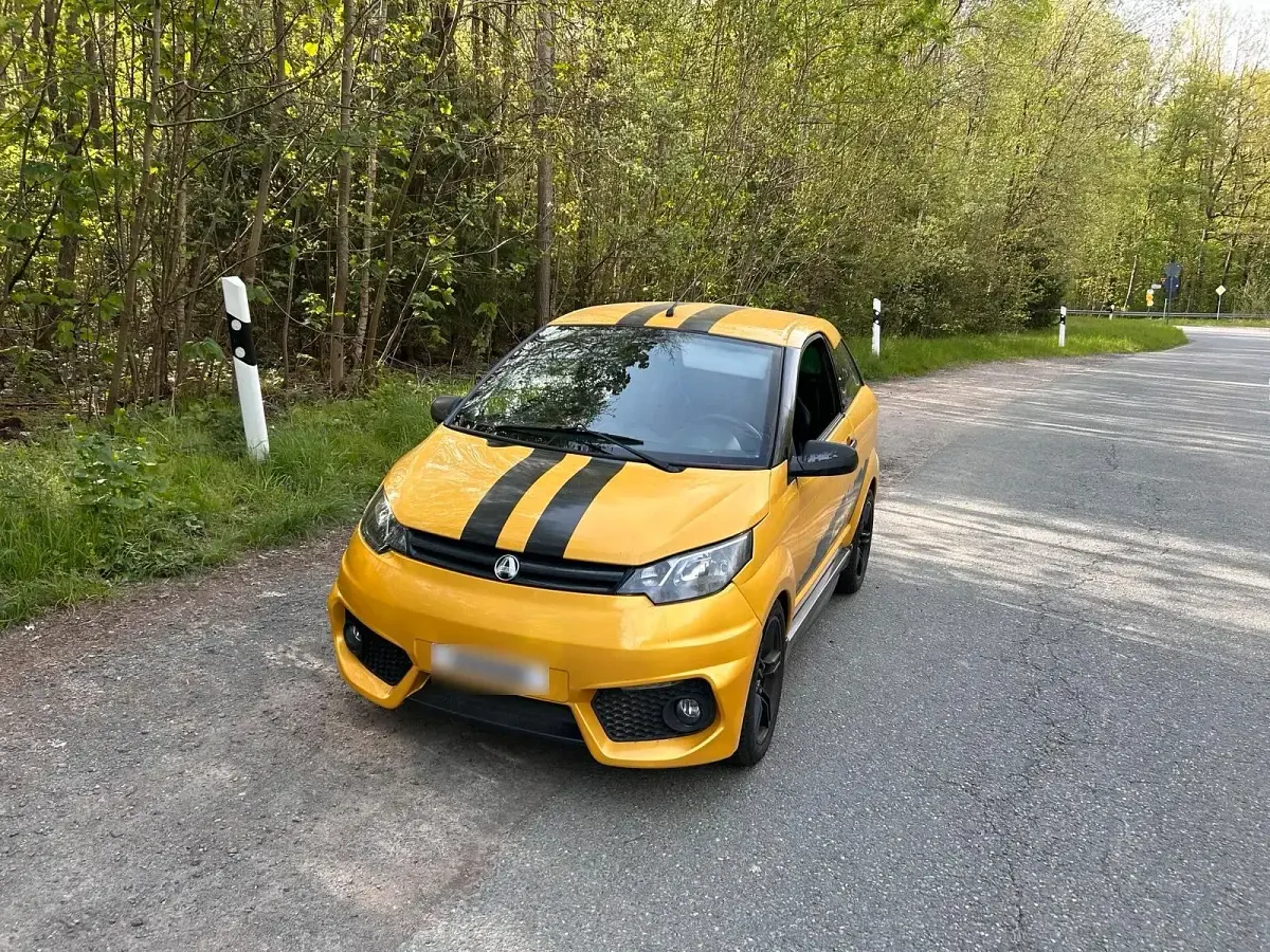 Brugt Aixam Coupe 2016 Gul Coupe