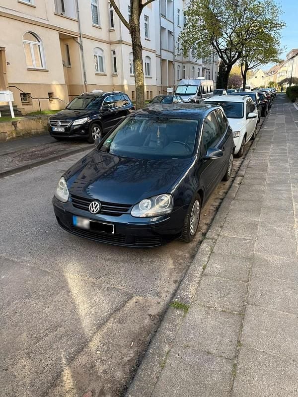 Gebraucht VW Golf 105 PS (77 kW) 2005 Blau Coupé