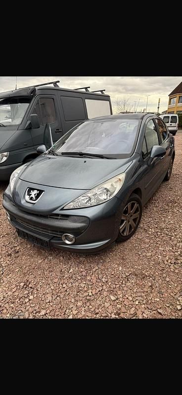 Grau Gebraucht 2008 Peugeot 207 Kleinwagen | 1.990 € (Guter Preis) - Bild 1/4