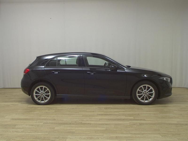 Gebraucht Mercedes A250 218 PS (160 kW) 2021 Nachtschwarz Limousine