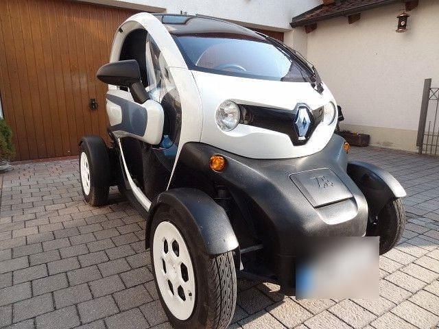 Second-hand Renault Twizy 8 kW (11 CP) 2012 Alb Hatchback