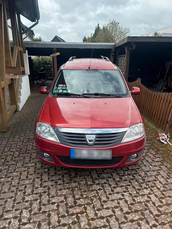 Gebraucht Dacia Logan 2010 Rot Van / Kleinbus