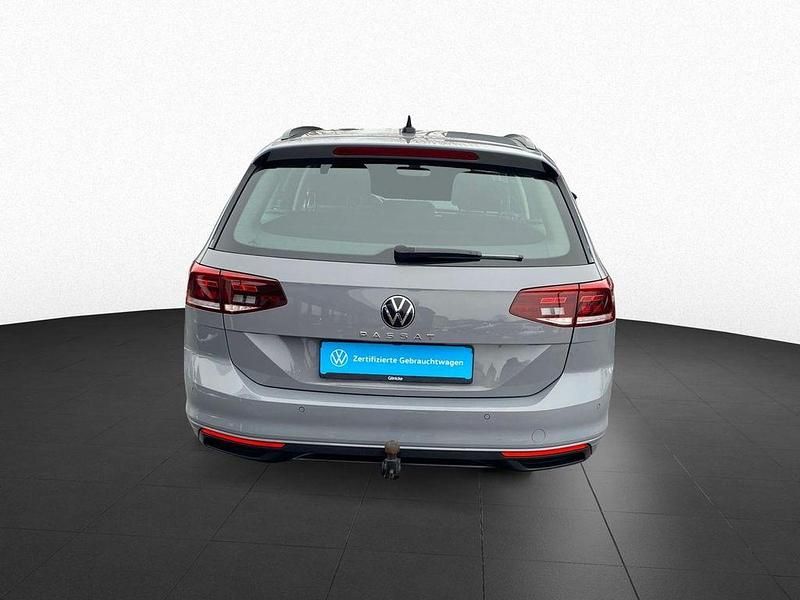 Gebraucht VW Passat Business 150 PS (110 kW) 2023 Grau Kombi