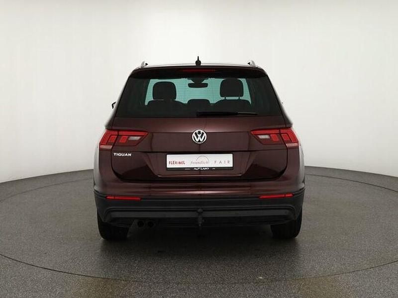 Gebraucht VW Tiguan IQ Drive 150 PS (110 kW) 2020 Rot SUV