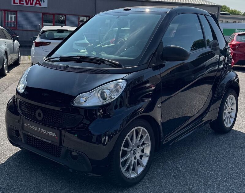 Schwarz Gebraucht 2013 Smart ForTwo Cabrio Cabrio | 6.790 € (Fairer Preis) - Bild 1/4
