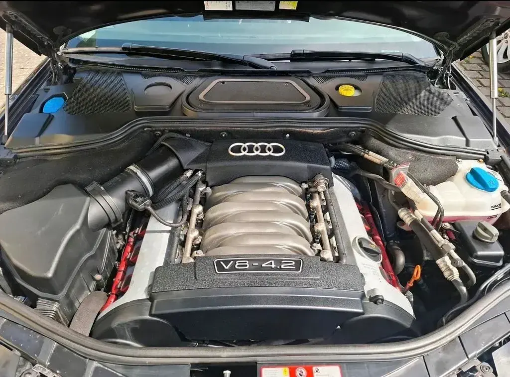 Gebraucht Audi A8 334 PS (245 kW) 2003 Grau Limousine