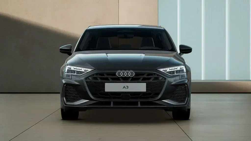 Gebraucht Audi A3 S-Line 150 PS (110 kW) 2025 Grau Limousine