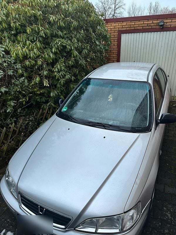 Usata Honda Accord 2000 Argento Berlina