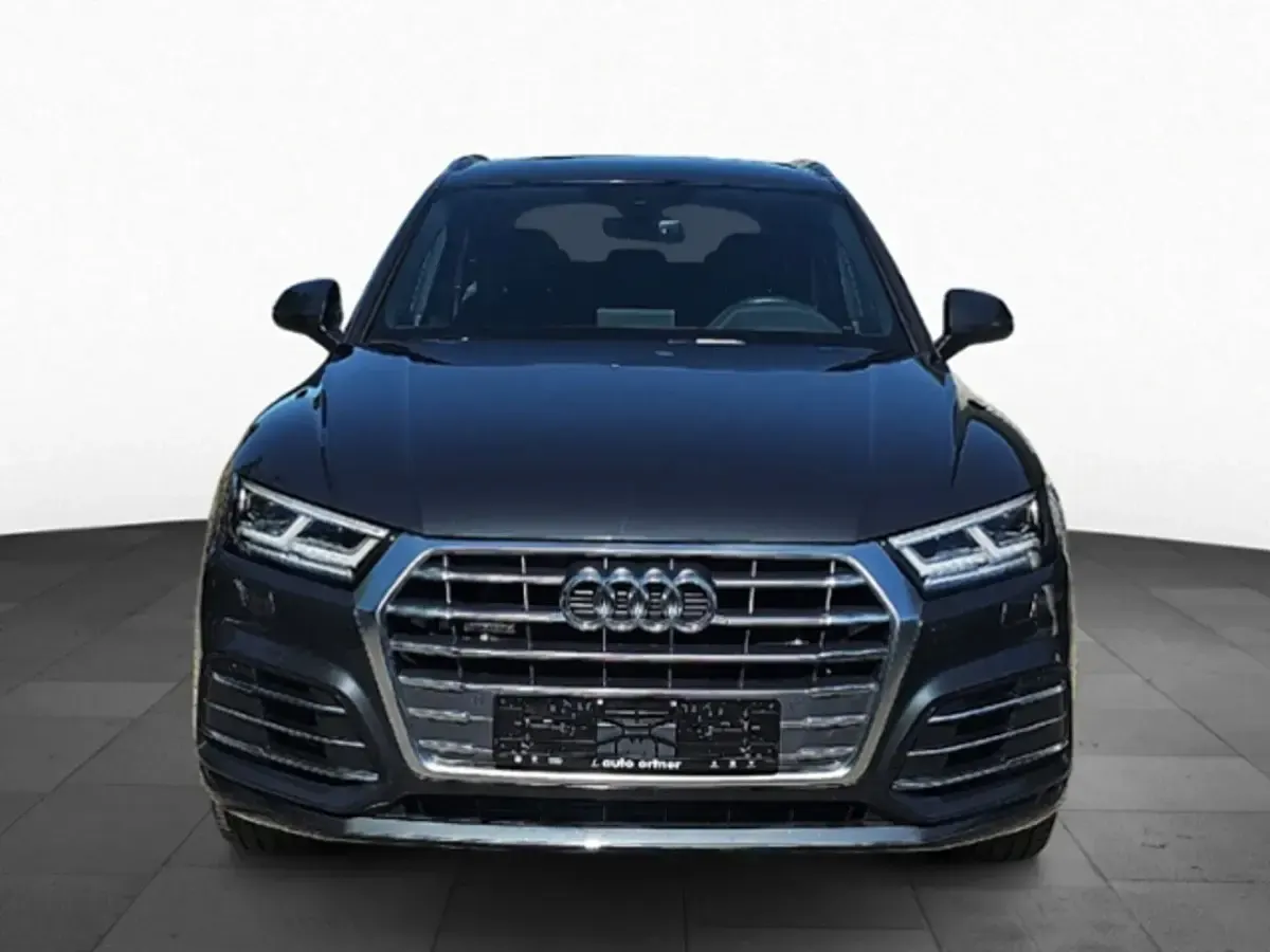 Używany Audi Q5 S-Line 299 KM (219 kW) 2020 Szary SUV