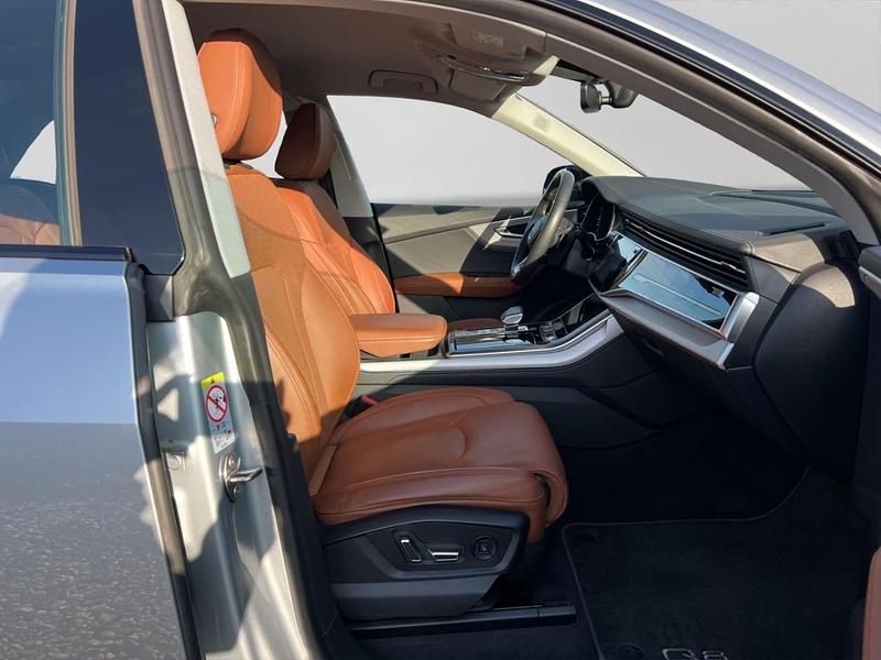 Gebraucht Audi Q8 S-Line 286 PS (210 kW) 2023 SUV