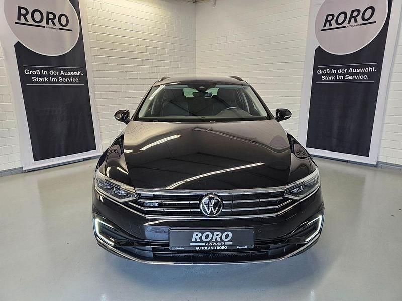 Gebraucht VW Passat GTE 156 PS (114 kW) 2022 Schwarz Kombi