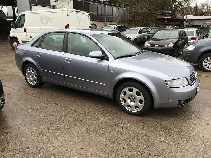 Gebraucht Audi A4 102 PS (75 kW) 2003 Grau Limousine