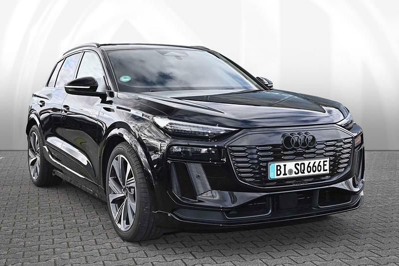 Gebraucht Audi Q6 e-tron S-Line 284 kW (387 PS) 2025 Schwarz SUV