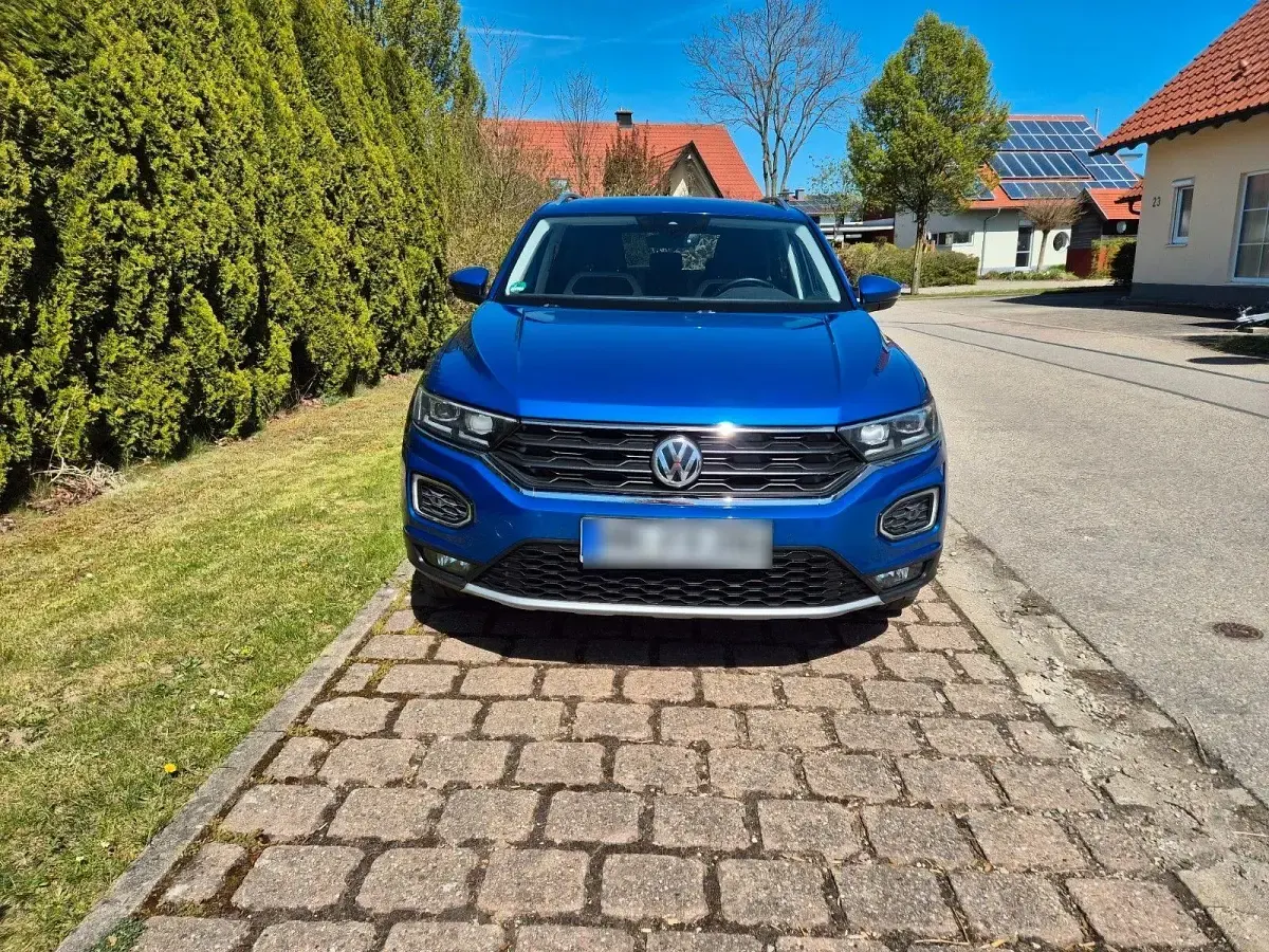Gebraucht VW T-Roc Style 150 PS (110 kW) 2018 Blau SUV