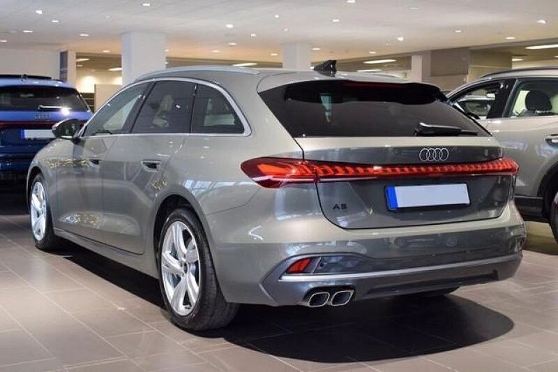 Grau Neu 2025 Audi A5 Coupé | 60.249 € (Fairer Preis) - Bild 1/4