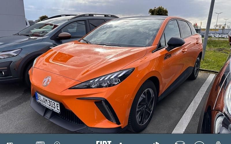 Gebraucht MG MG4 EV Luxury 150 kW (204 PS) 2022 Orange Kleinwagen
