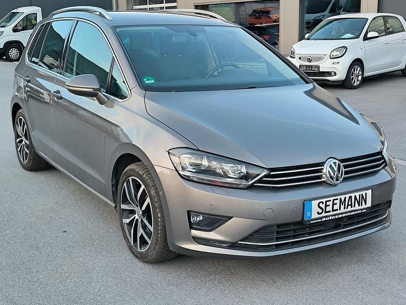 Gebraucht VW Golf VII Highline 125 PS (91 kW) 2015 Grau Kombi