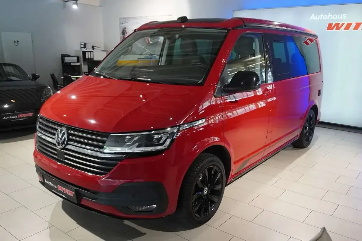 Gebraucht VW California Beach 204 PS (150 kW) 2022 Kirschrot Van