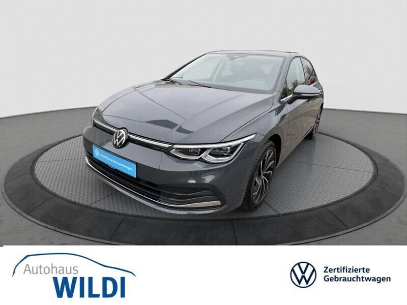 Grau Gebraucht 2023 VW Golf VIII Style Limousine | 26.920 € (Fairer Preis) - Bild 1/4