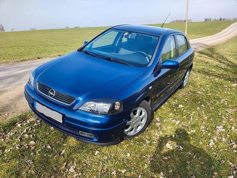Gebraucht Opel Astra 80 PS (58 kW) 2003 Blau Limousine