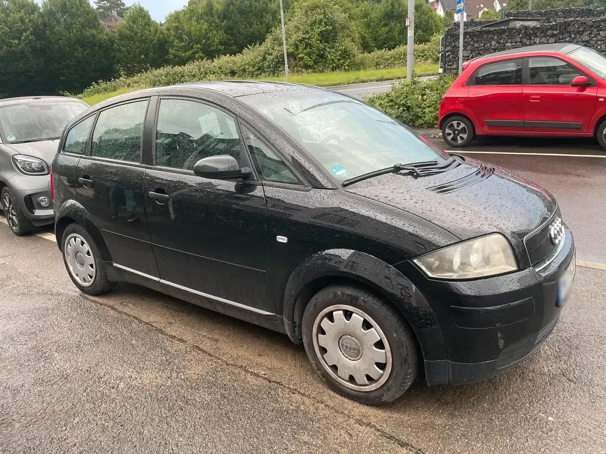 Gebraucht Audi A2 55 PS (40 kW) 2002 Schwarz Kleinwagen