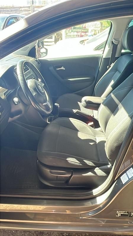 Usata VW Polo 2010 Grigio Utilitaria