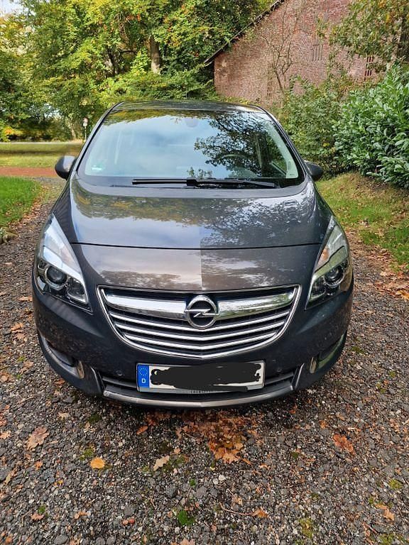 Grau Gebraucht 2015 Opel Meriva Innovation Van / Kleinbus | 5.500 € (Guter Preis) - Bild 1/4