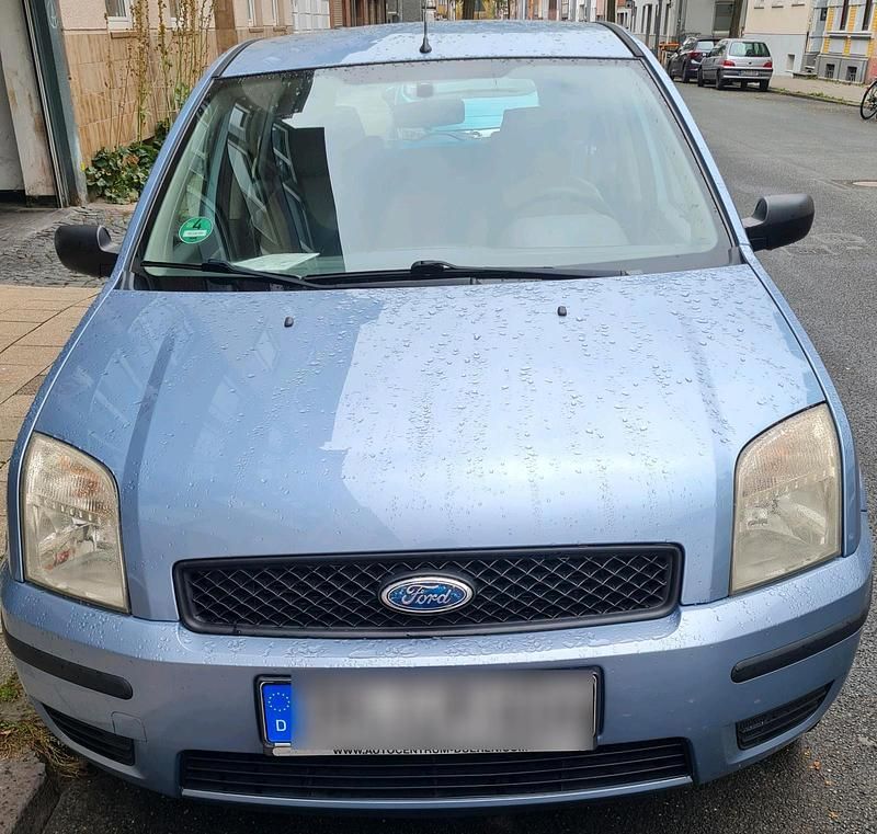 Blau Gebraucht 2006 Ford Fusion Limousine | 2.700 € (Fairer Preis) - Bild 1/4