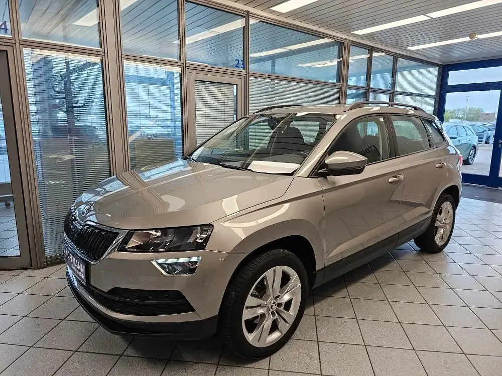 Gebraucht Skoda Karoq Style 150 PS (110 kW) 2018 Cappucinobeigemet. (metallic) SUV