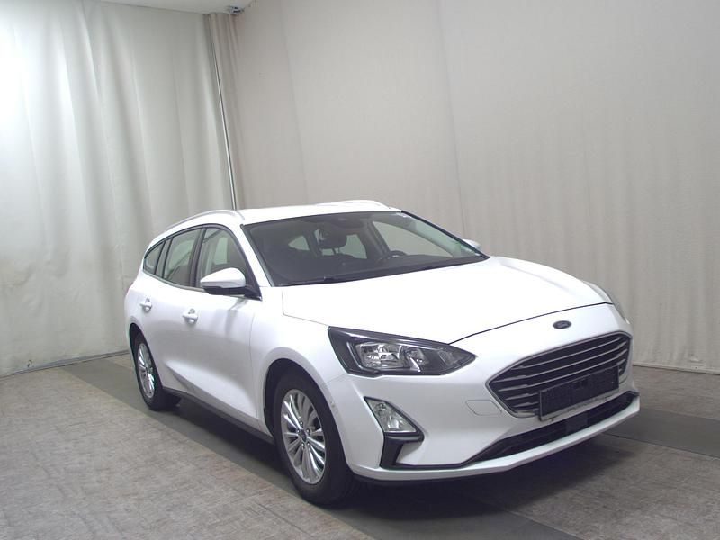 Gebraucht Ford Focus Titanium 120 PS (88 kW) 2020 Weiss Kombi