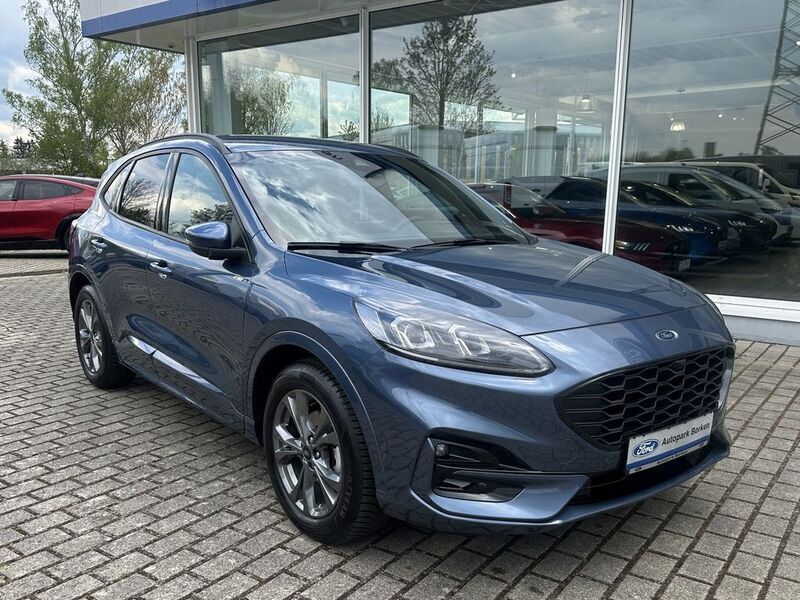 Chromablau metallic Gebraucht 2024 Ford Kuga ST-Line X SUV | 29.850 € (Superpreis) - Bild 1/4