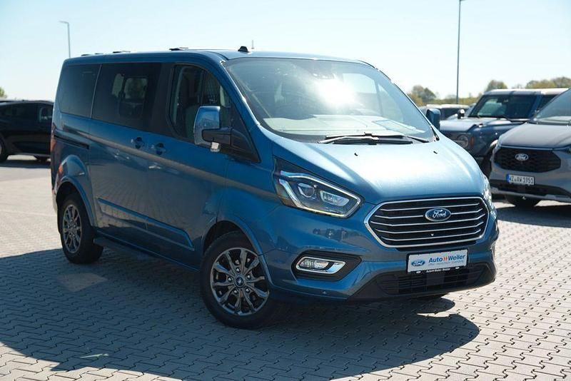Gebraucht Ford Tourneo Titanium 185 PS (136 kW) 2020 Blau Van / Kleinbus