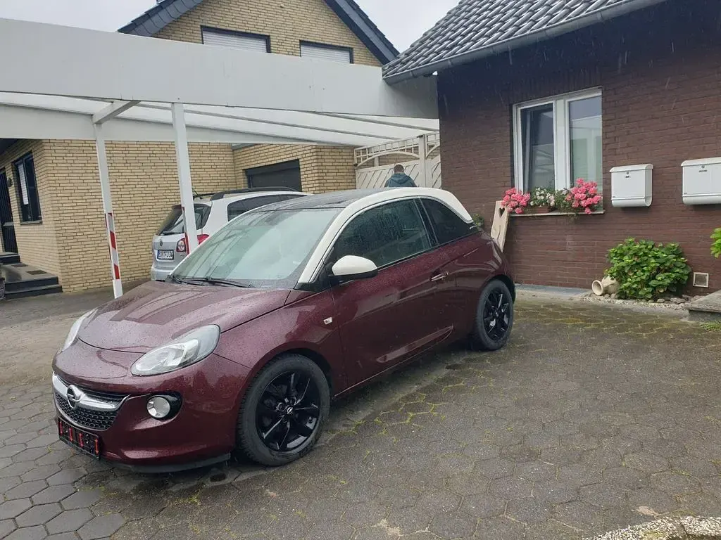 Usata Opel Adam 87 CV (63 kW) 2013 Viola Utilitaria