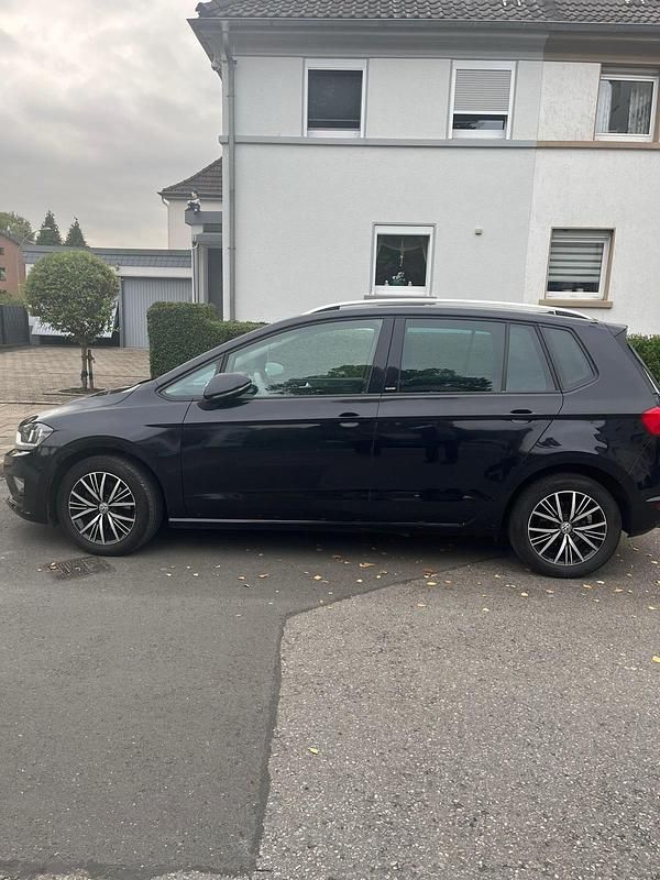 Schwarz Gebraucht 2016 VW Golf VII Kleinwagen | 9.700 € (Superpreis) - Bild 1/2