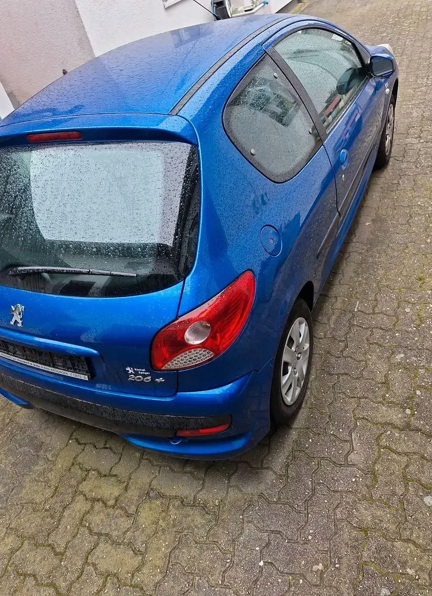 Gebraucht Peugeot 206 Style 60 PS (44 kW) 2011 Blau Limousine