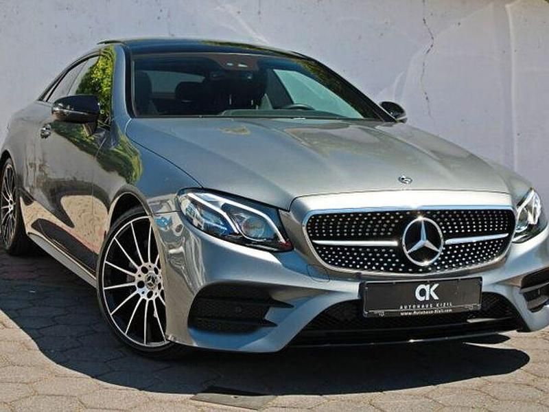 Gebraucht Mercedes E200 AMG line 184 PS (135 kW) 2018 Grau Coupé