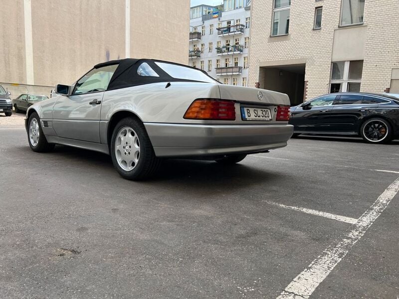 Gebraucht Mercedes SL320 231 PS (169 kW) 1995 Silber Cabrio