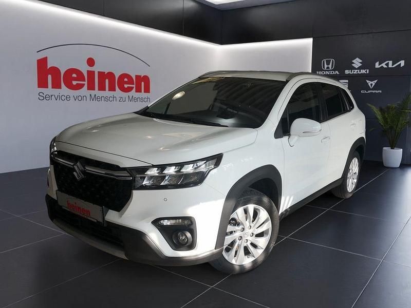 Weiß Gebraucht 2023 Suzuki SX4 S-Cross Comfort SUV | 19.899 € (Fairer Preis) - Bild 1/4