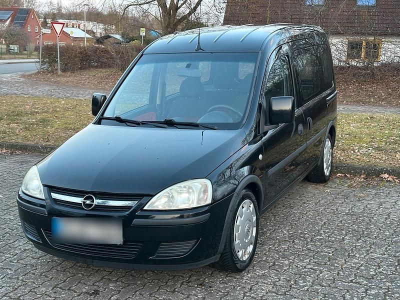 Usata Opel Combo 81 CV (59 kW) 2006 Nero Monovolume