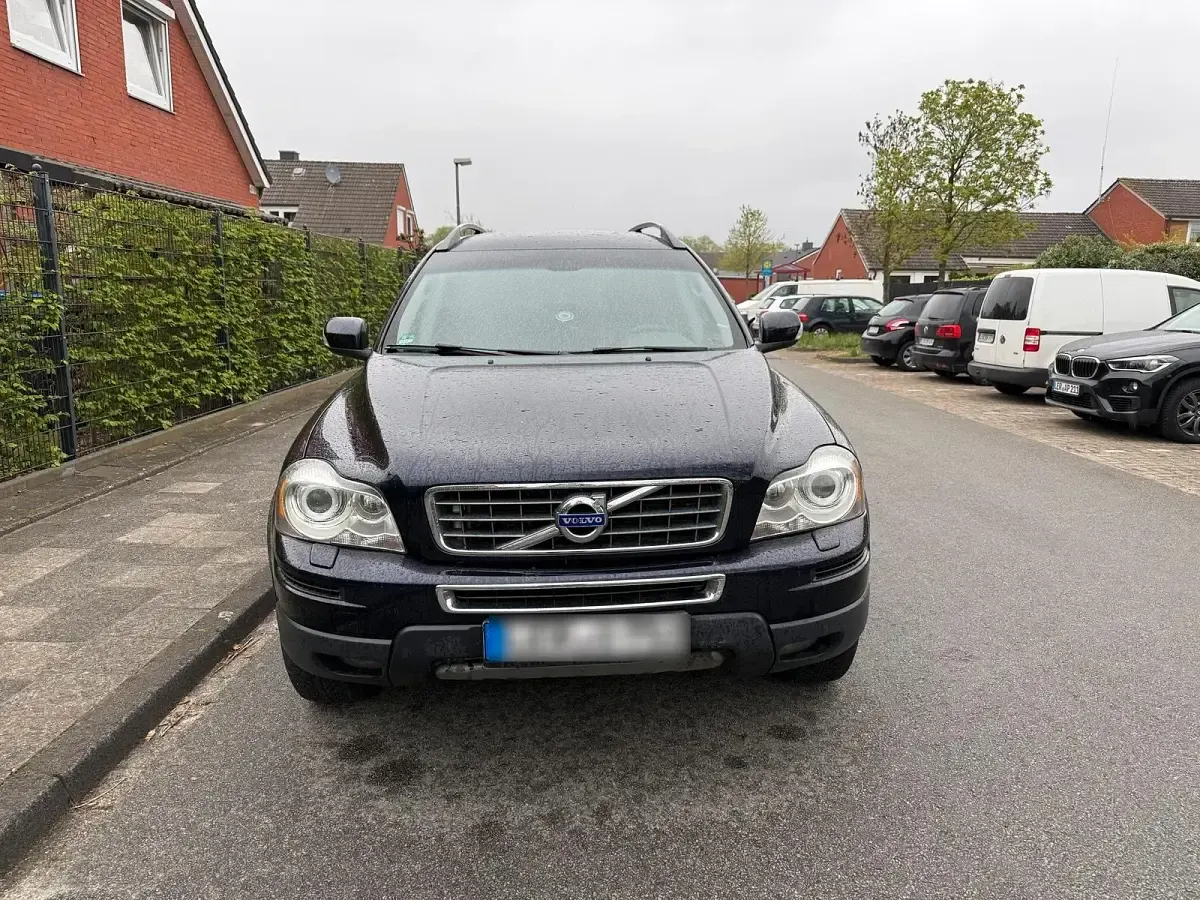 Second-hand Volvo XC90 200 CP (147 kW) 2011 Albastru SUV