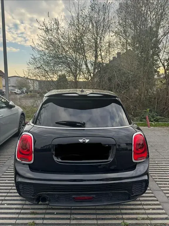 Gebraucht Mini John Cooper Works 102 PS (75 kW) 2016 Schwarz Kleinwagen